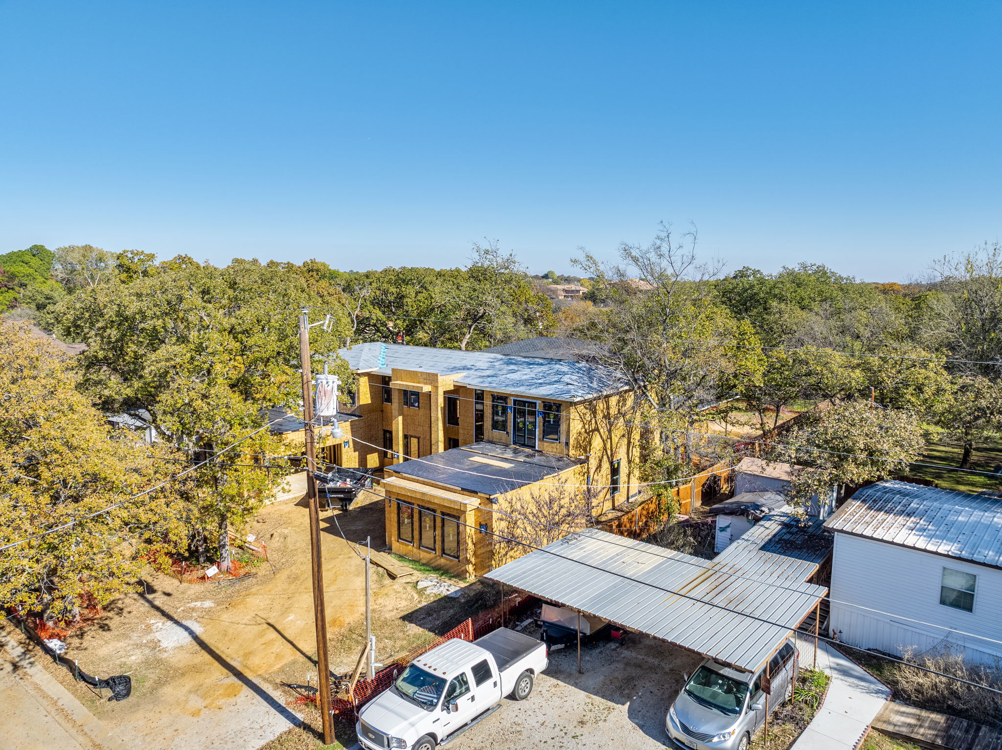 2-web-or-mls-2919-sutton-pl