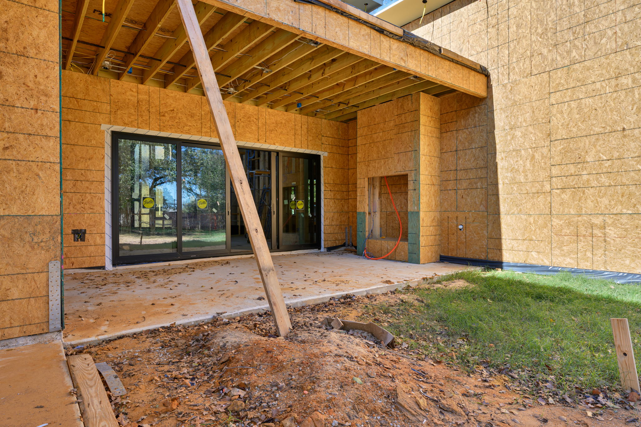 40-web-or-mls-2919-sutton-pl