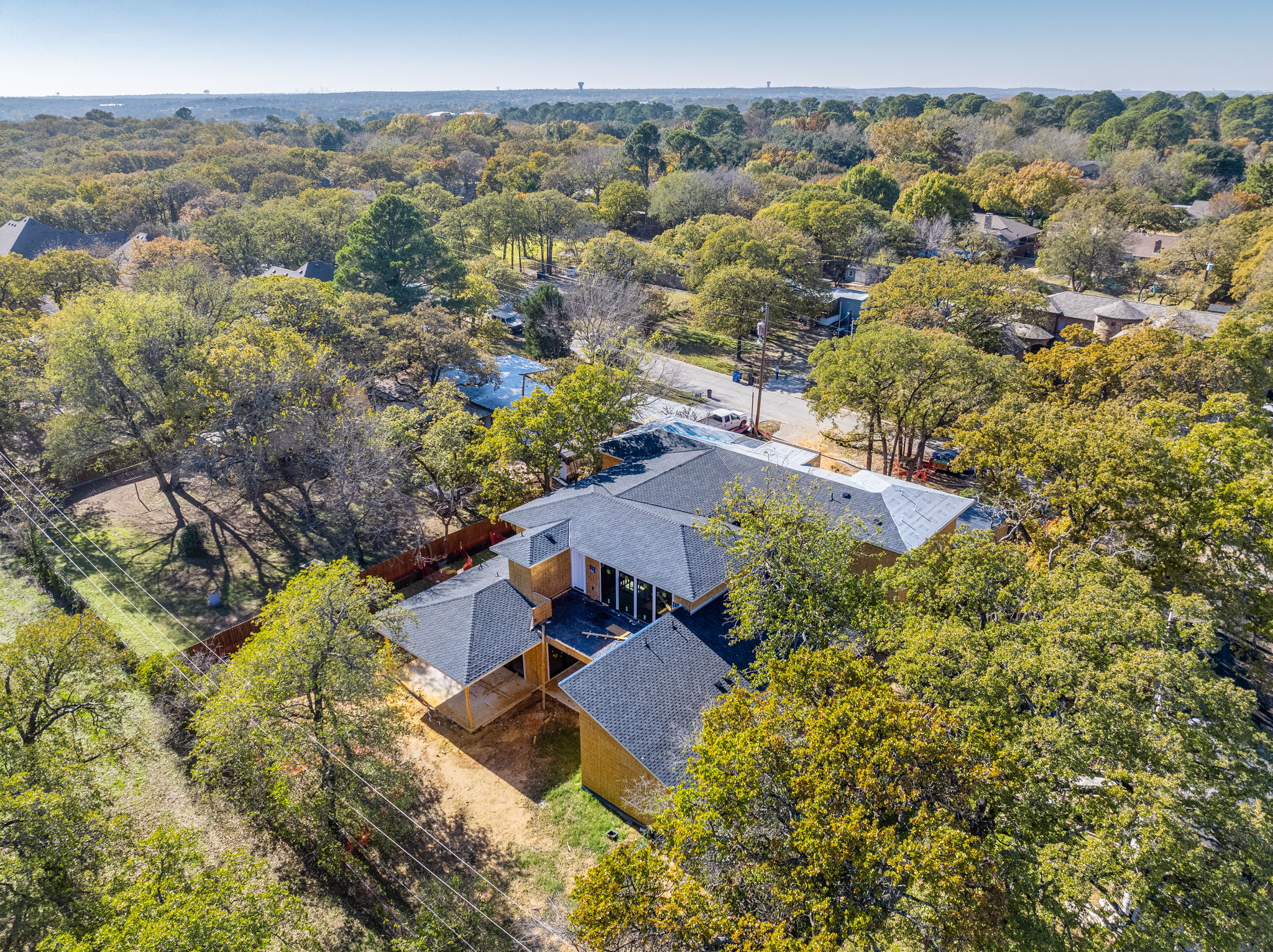 5-web-or-mls-2919-sutton-pl